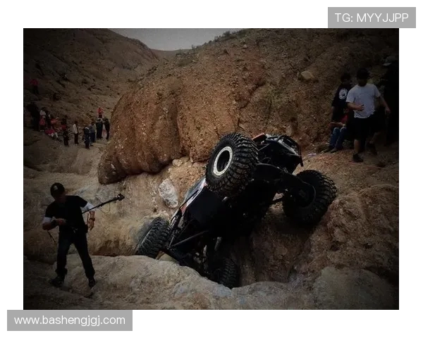 电竞赛事全程直播解析 玩转战略与战术 激战背后的团队合作与个人英雄主义 电竞赛事全程直播解析 玩转战略与战术 激战背后的团队合作与个人英雄主义