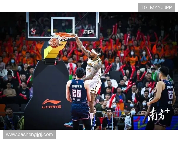 广东宏远迎强敌激战巅峰时刻全队奋力争胜再创辉煌