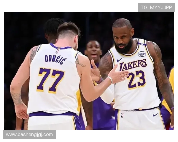 湖人大战凯尔特人全新对决精彩回顾 谁能笑到最后夺得荣誉