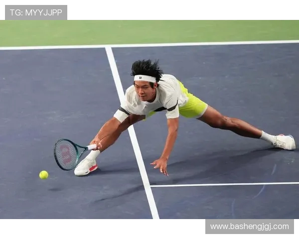 上海网球队区域防守策略解析与深度剖析网球比赛中的战术运用