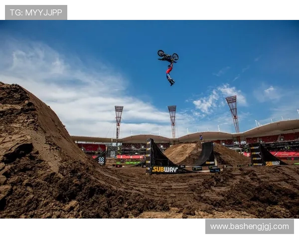 西安极限运动队与北京极限运动队赛后分析力量对比与战术探讨 西安极限运动队与北京极限运动队赛后分析力量对比与战术探讨