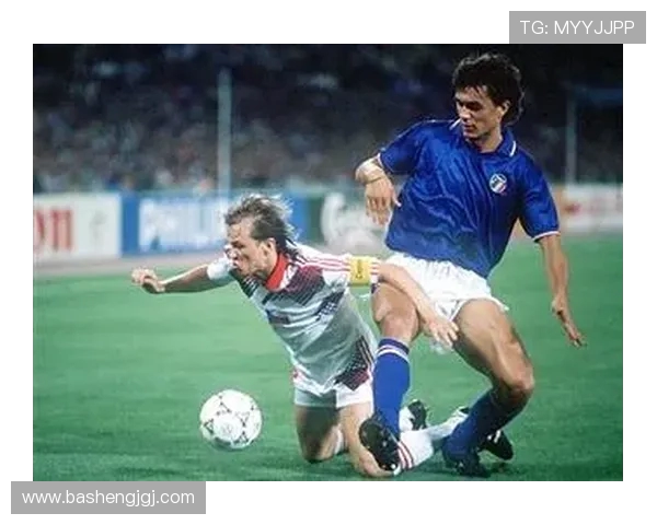 保罗·马尔蒂尼：绿茵场上的传奇之路与足球精神的完美象征